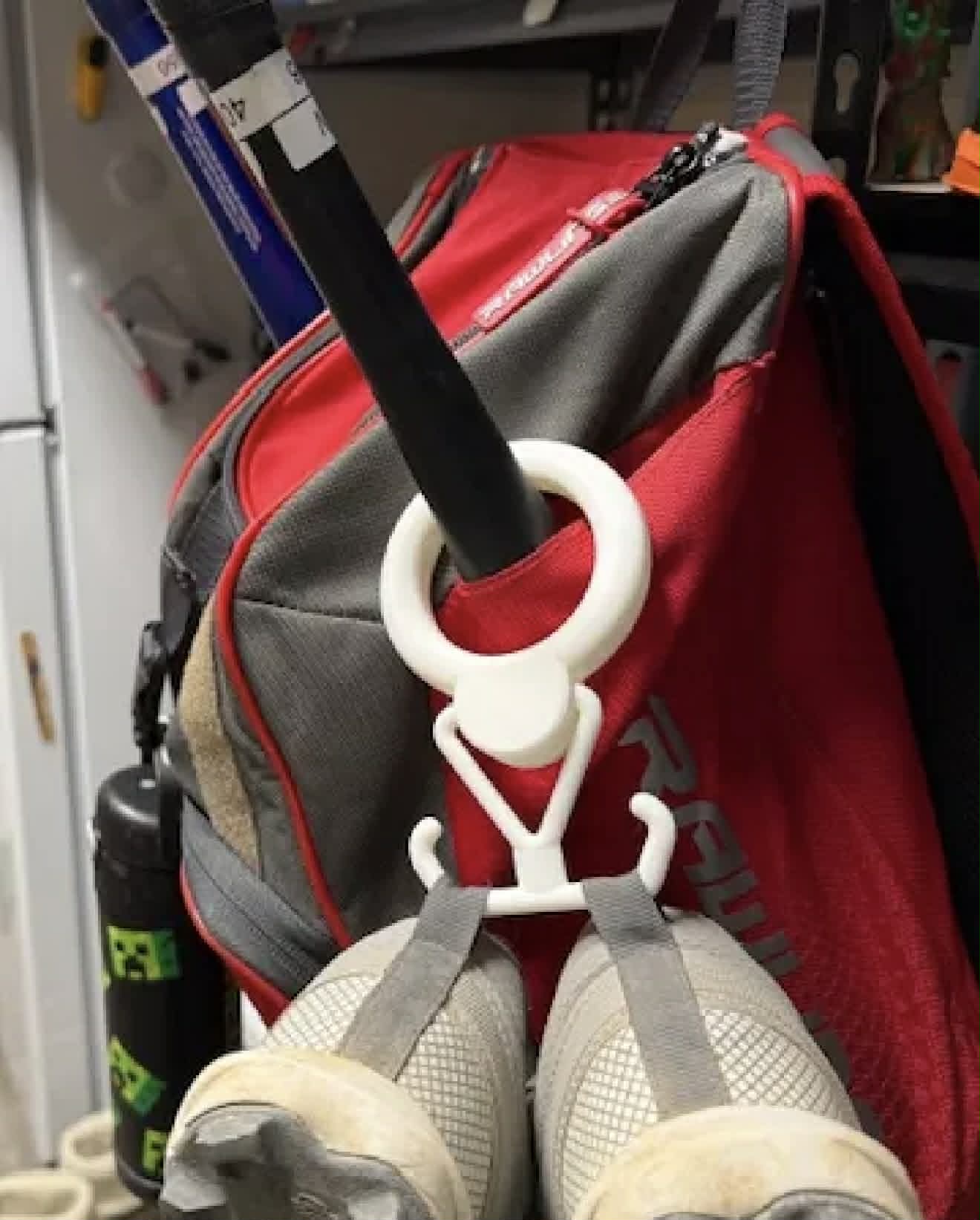 SPORTS CLEAT HANGER